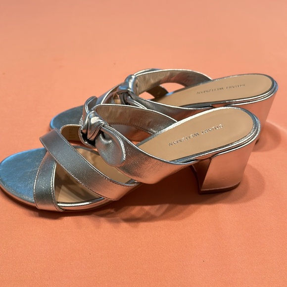 New Stuart Weitzman Leather Sandals. Size 7.5. Silver. - Picture 5 of 8